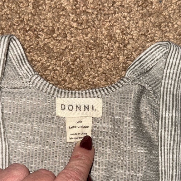 DONNI. • Ribbed 3/4 Sleeve Gray Cardigan - Picture 5 of 9